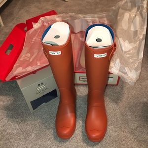 Brand new tall Hunter boots